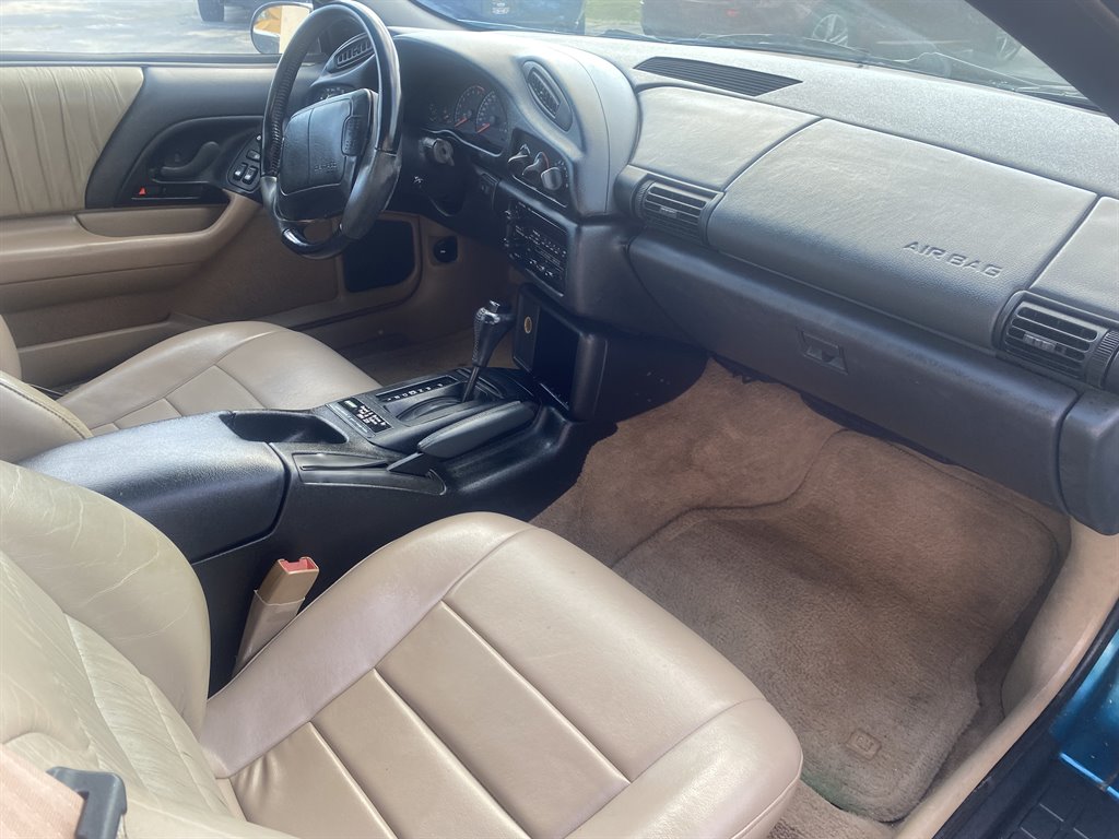 1994 Chevrolet Camaro - Photo 13